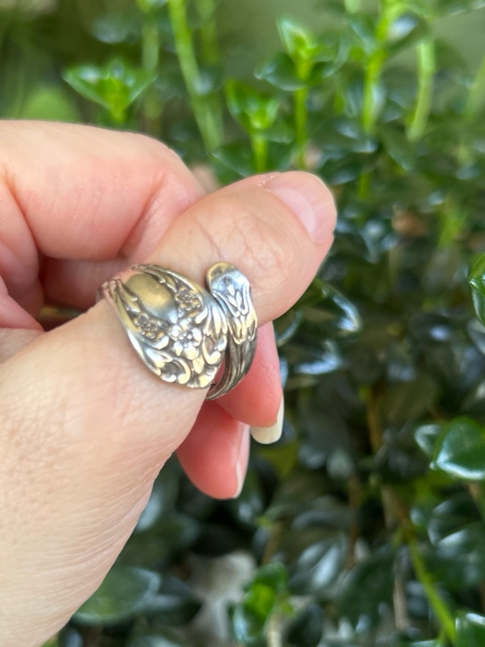 Vintage Sterling Silver “Chateau Rose” Ring - Picture 2 of 9